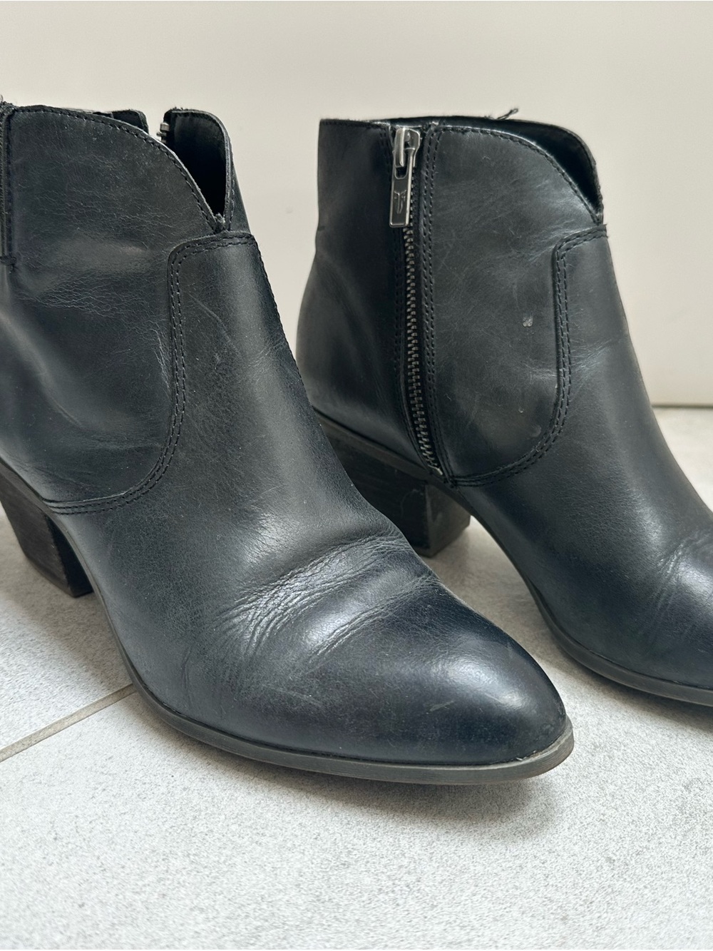 Frye Women's Leather Ankle Boots Size 8